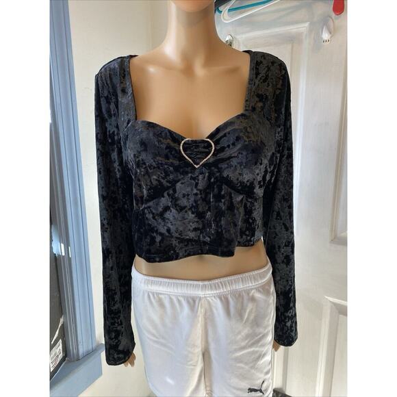 Black Velour Sweetheart Neck Whimsigoth GothLady XXXL Crop Top Built In Bra Soft - Picture 8 of 9